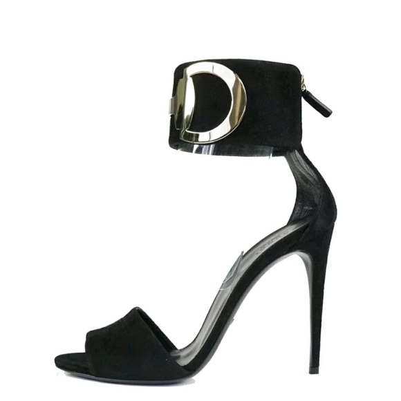 gucci ankle strap sandals